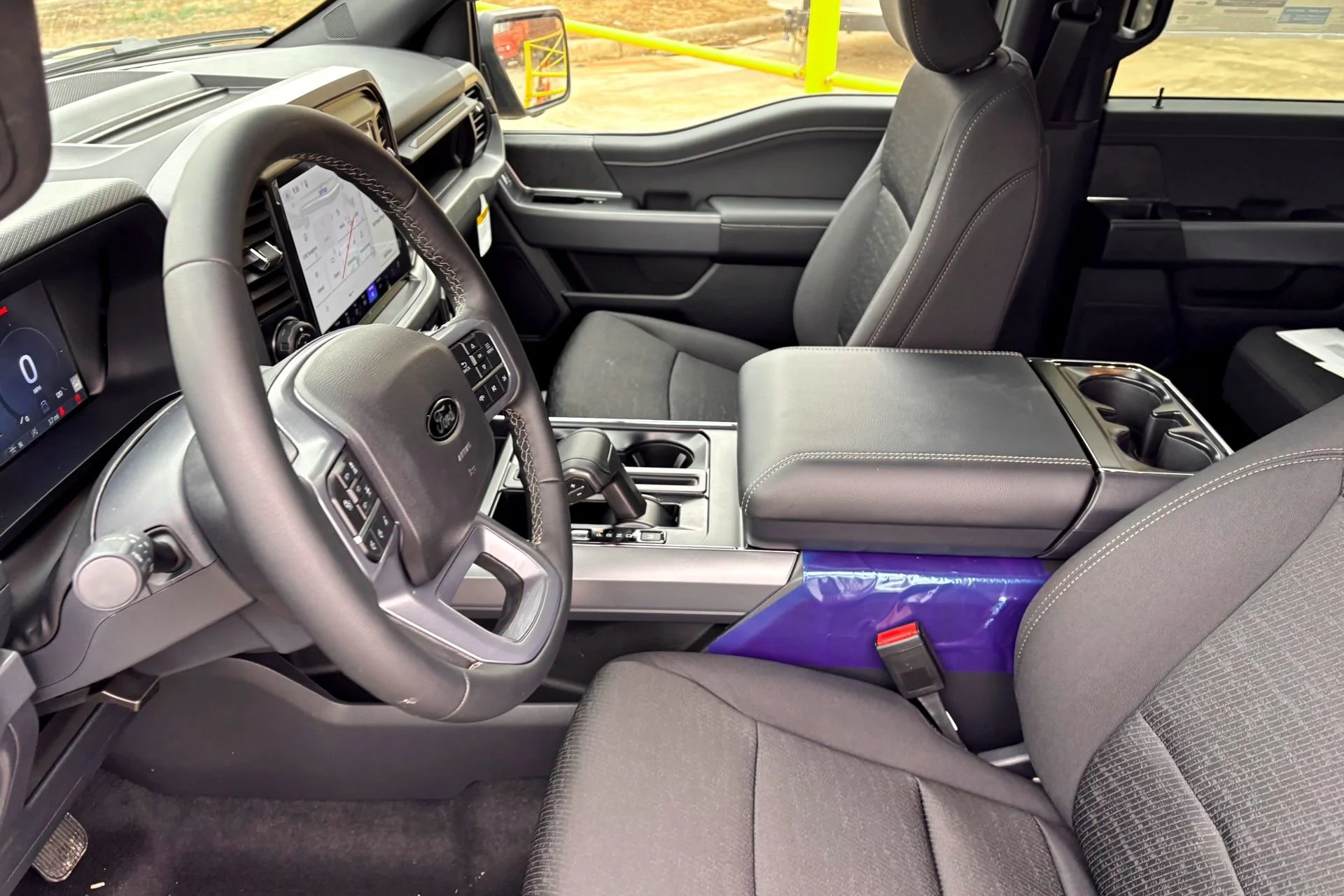 New 2026 Agate Black Metallic Ford XLT image 6