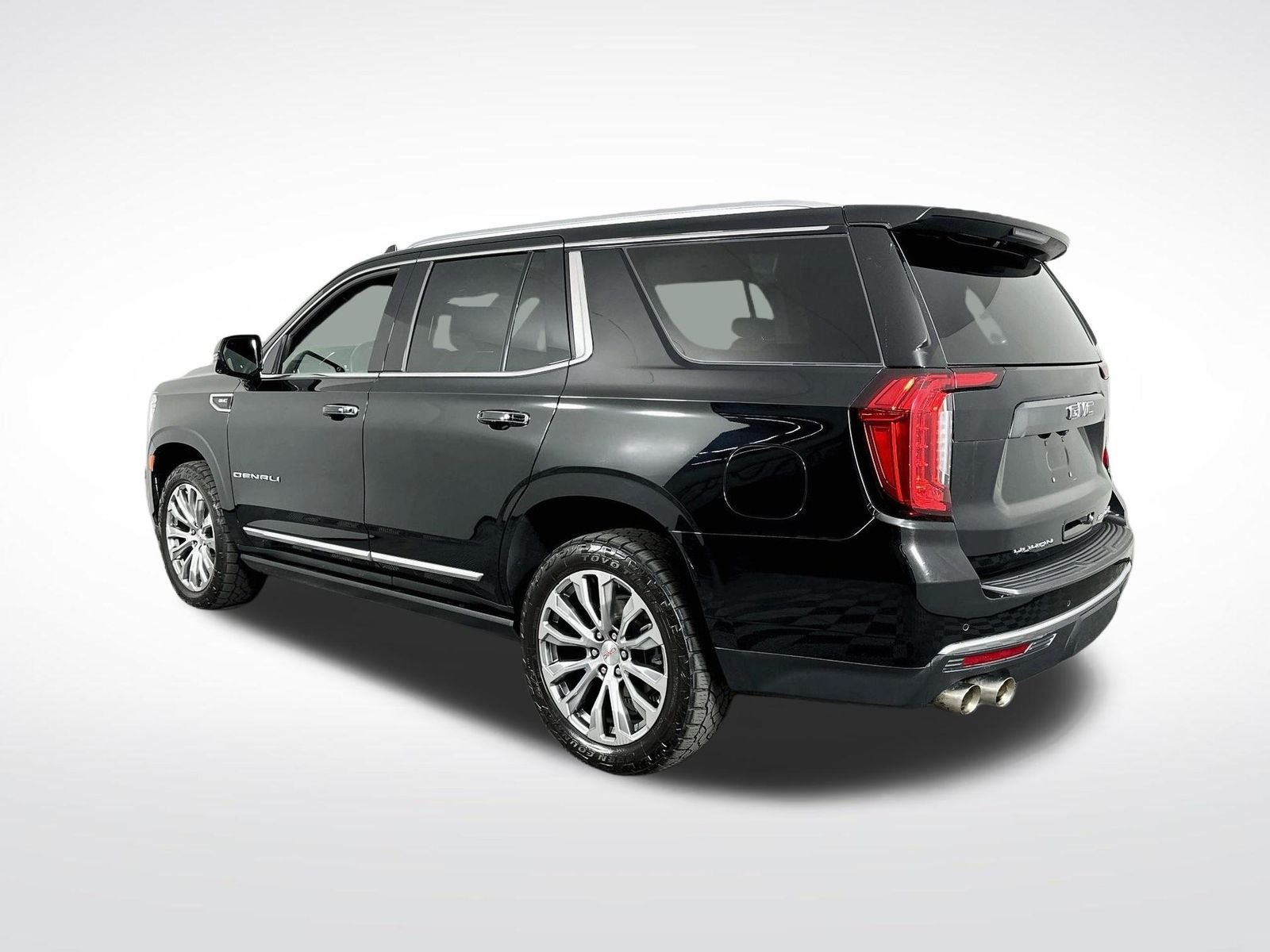 Used 2023 Onyx Black GMC Denali image 6