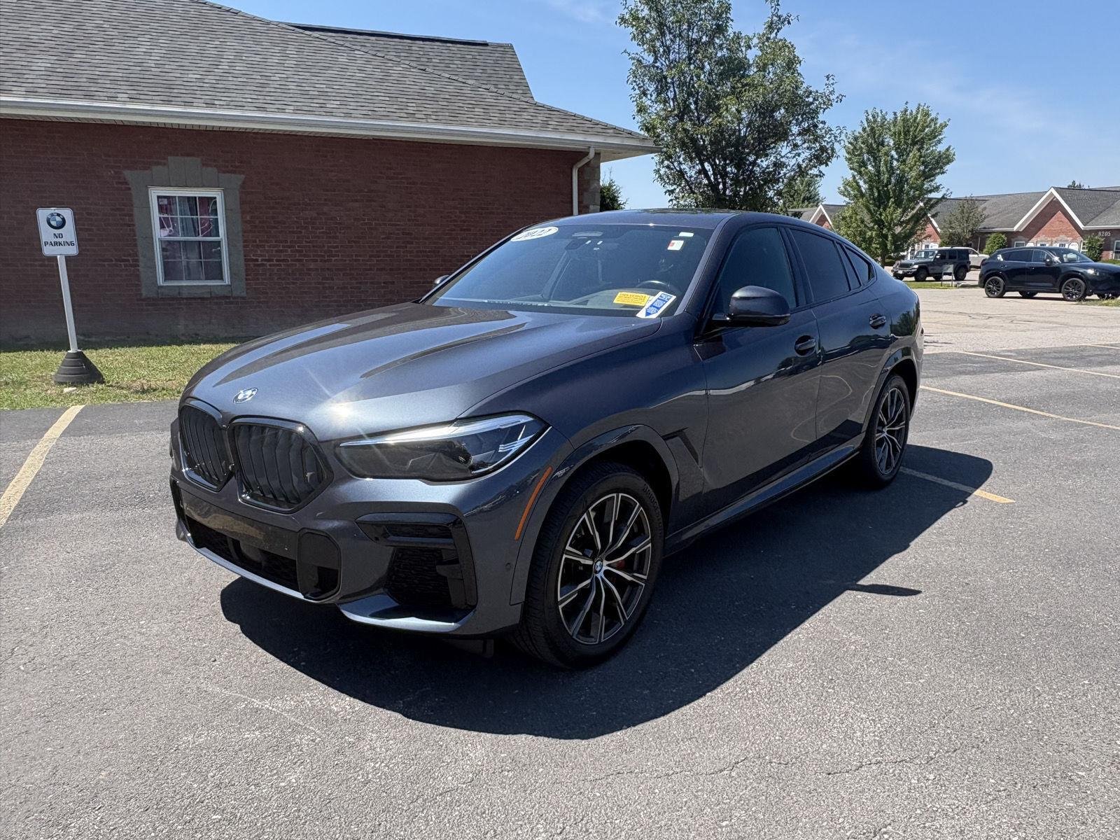 Used 2022 Arctic Gray Metallic BMW xDrive40i image 3