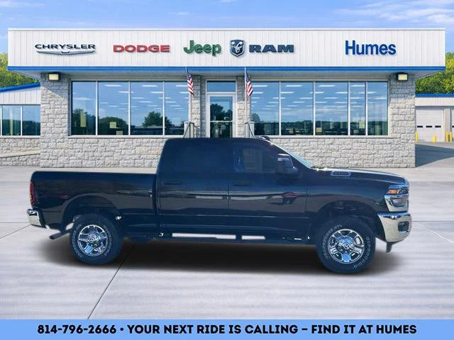 New 2026 Diamond Black Crystal Pearl-Coat Exterior Paint RAM Tradesman image 2