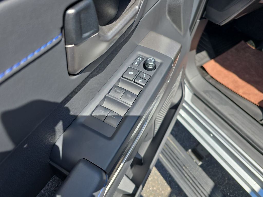 2026 Toyota Tundra Platinum - Photo 31