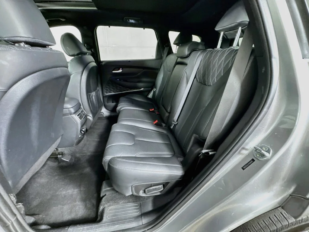 Used 2023 Silver Hyundai Calligraphy image 30