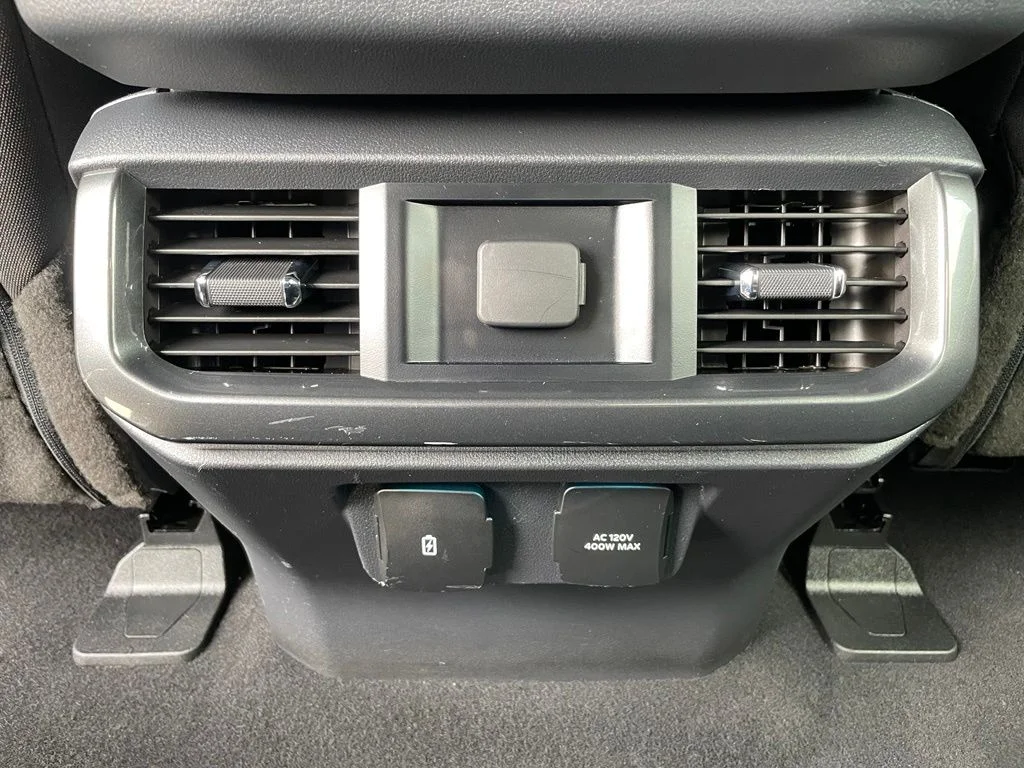 Used 2023 Black Ford XLT image 53