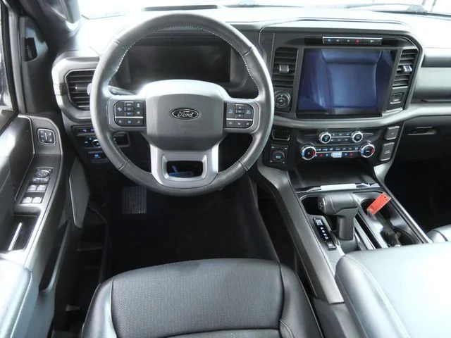 Used 2024 Silver Ford Lariat image 4