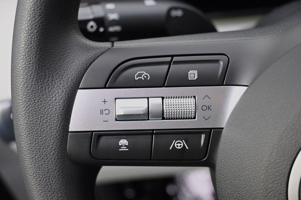 New 2026 White Pearl Hyundai SE AWD image 32