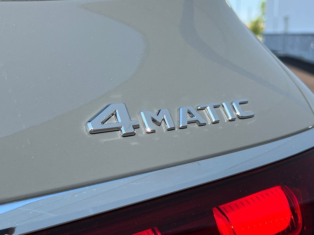 New 2026 MANUFAKTUR Silicon Grey Mercedes-Benz GLS450 image 33