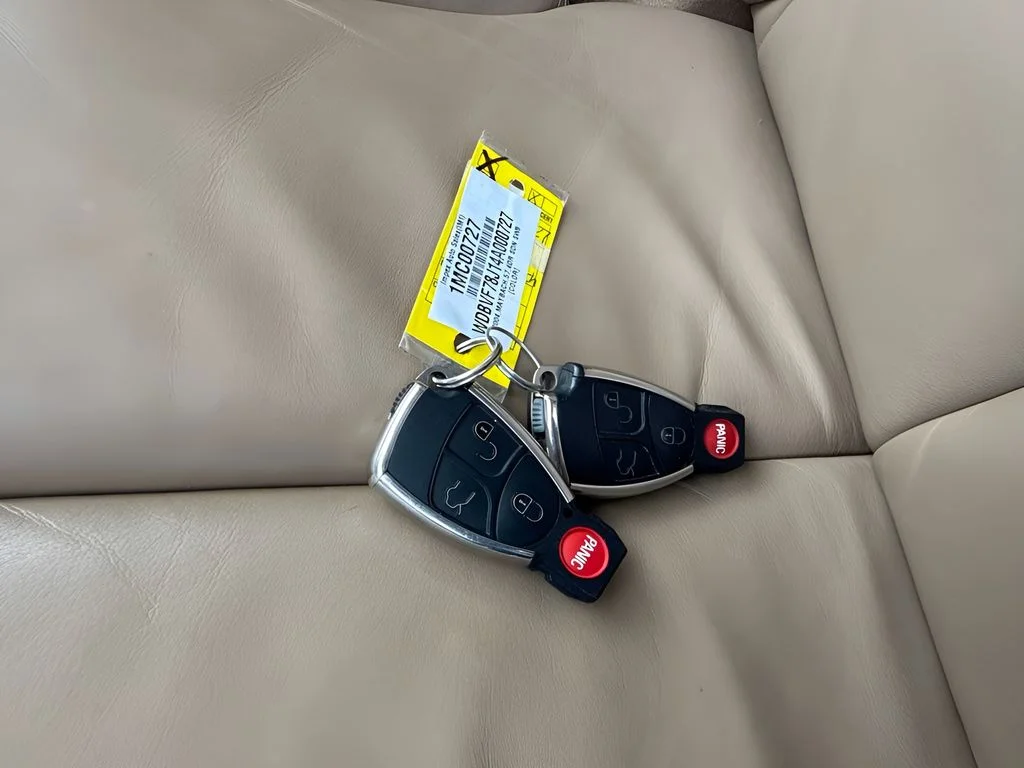 Used 2004  Maybach Base image 26