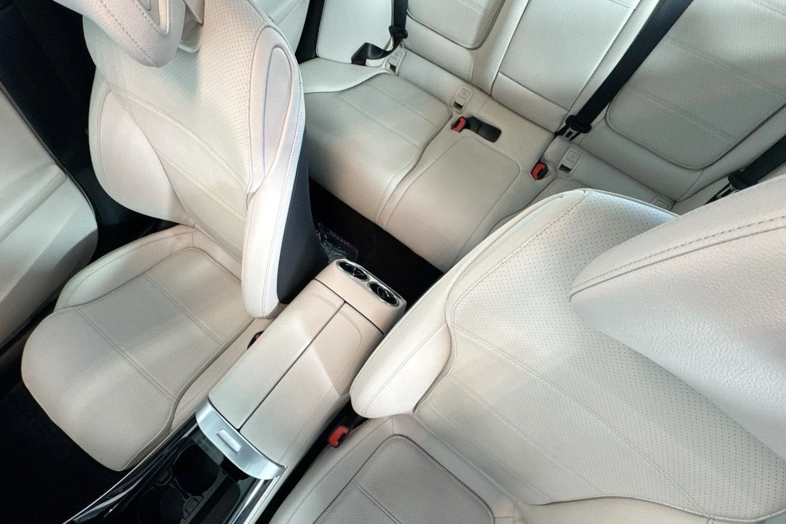 Used 2023 Polar White Mercedes-Benz C 300 image 20