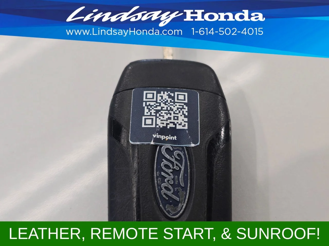 Used 2014 White Platinum Clearcoat Metallic Ford SE image 24