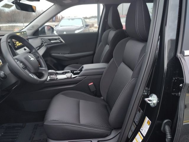 New 2026 Black Mitsubishi ES image 12