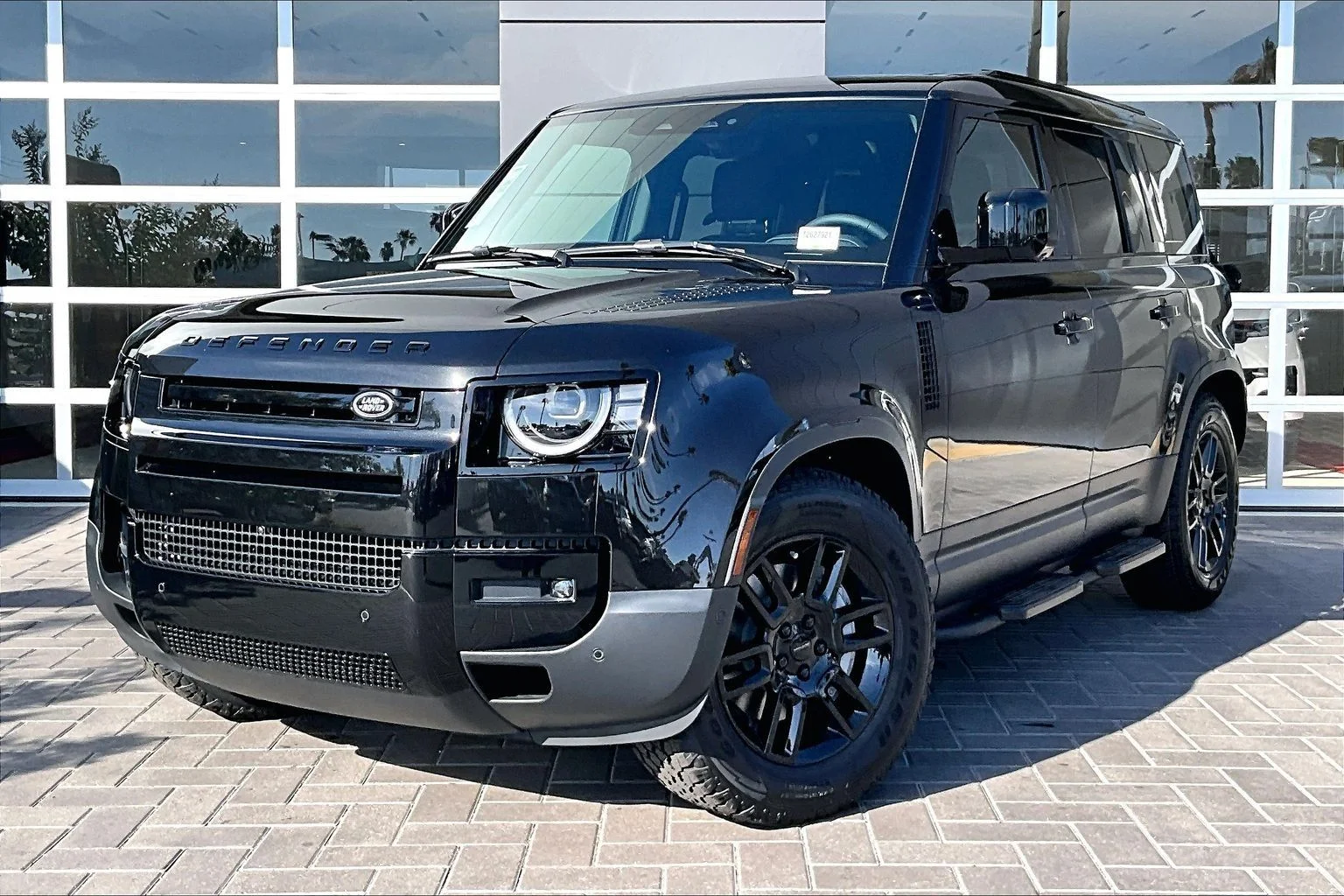 New 2026 Santorini Black Land Rover S image 1