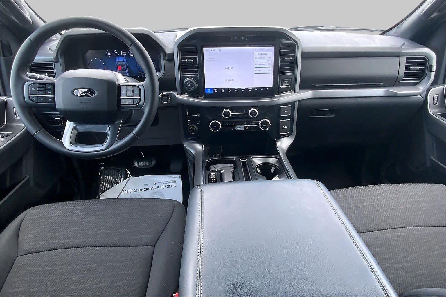 New 2026 Oxford White Ford XLT image 5