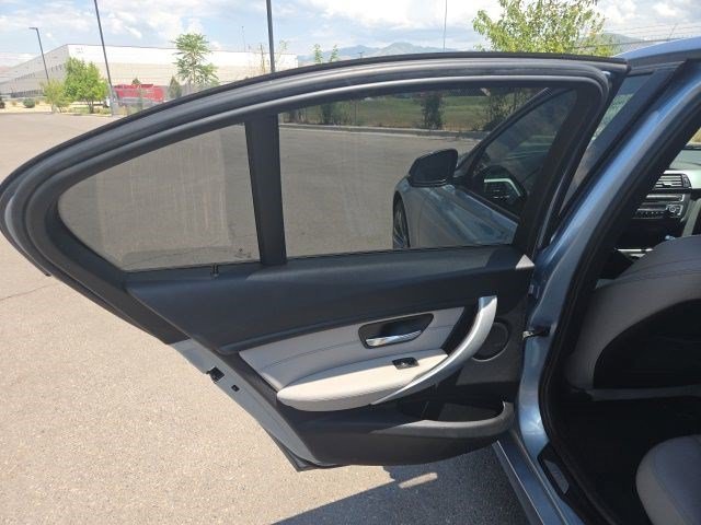 Used 2013 Liquid Blue Metallic BMW 328i xDrive image 13
