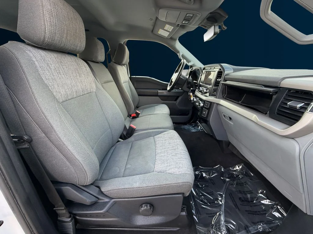 Used 2023 White Ford XLT image 17