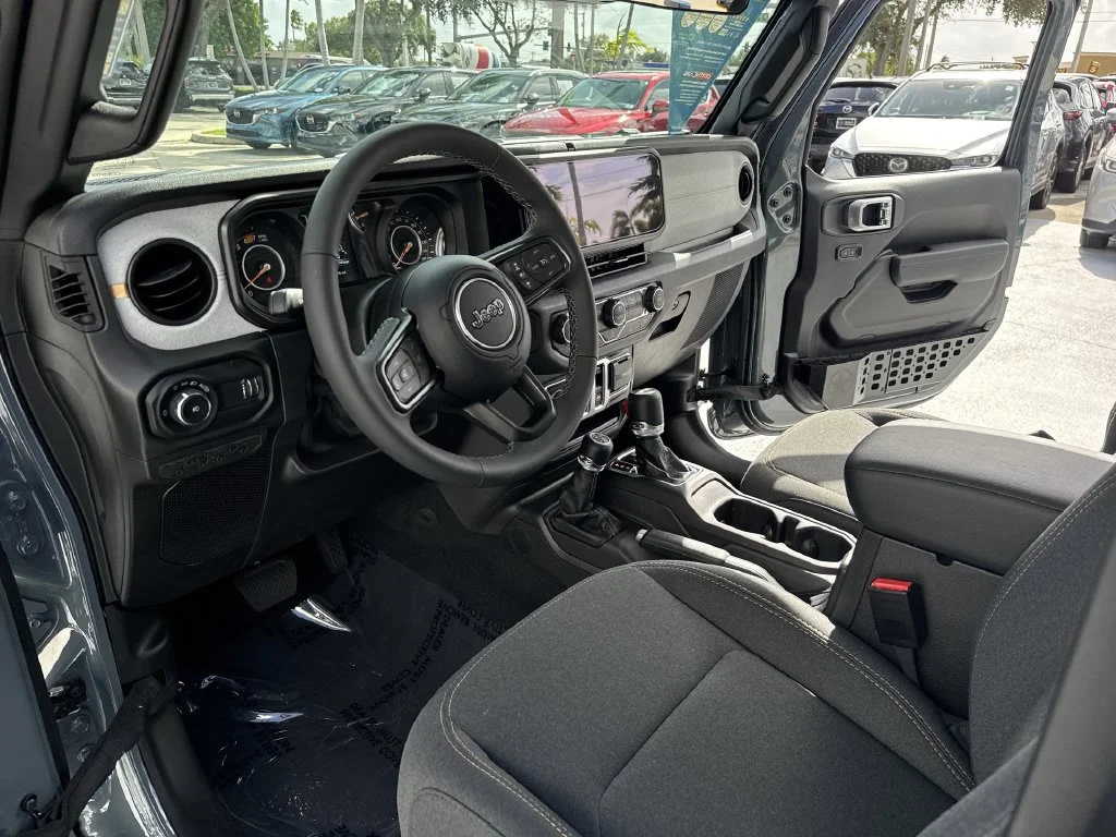 Used 2026 Gray Jeep Sport S image 33