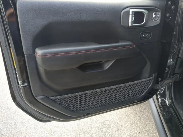 Used 2020 Black Jeep Rubicon image 12