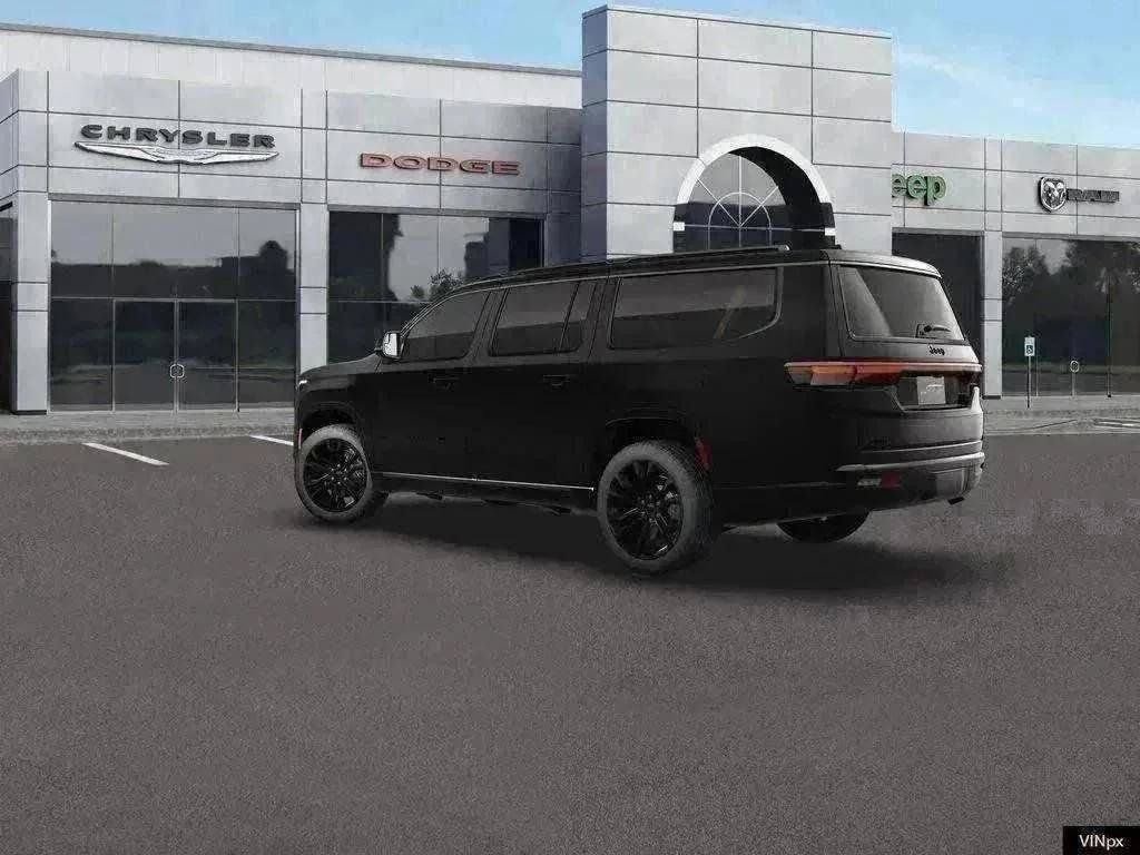 New 2026 High Gloss Black Exterior Paint Jeep Summit Reserve image 4