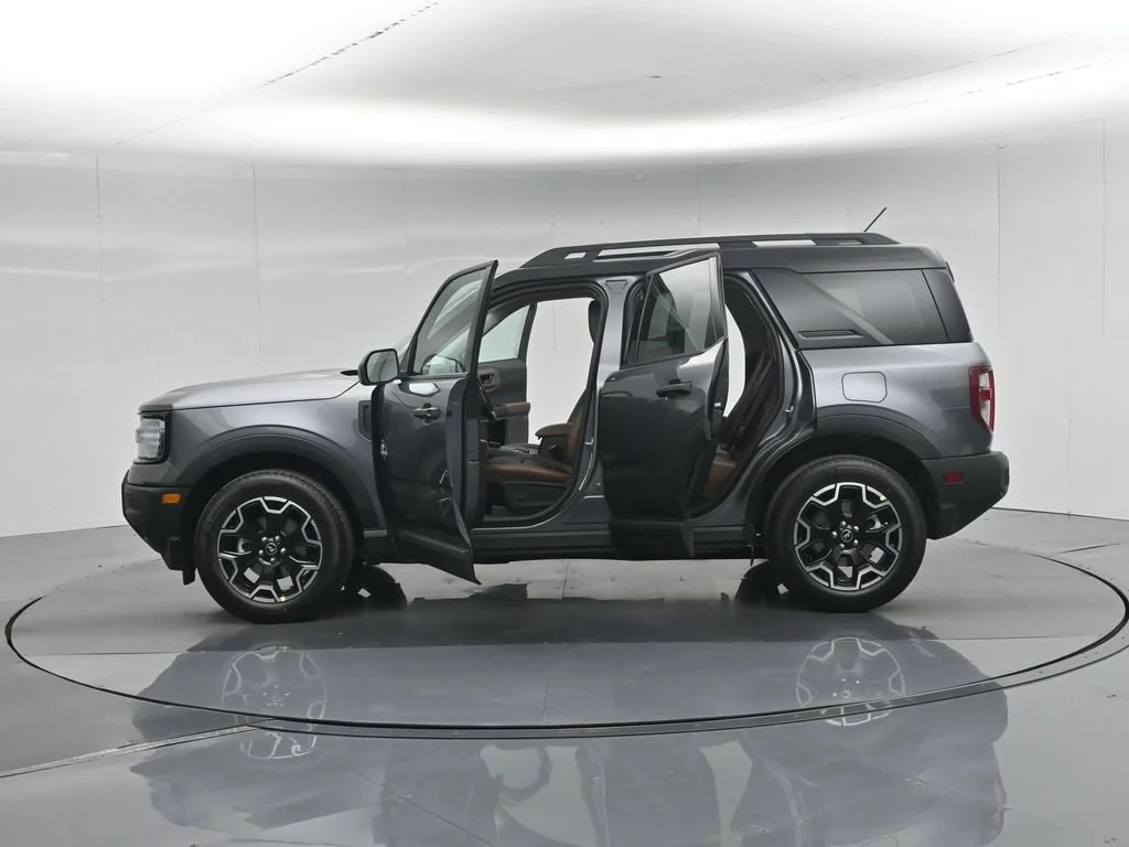 New 2026 Gray Ford Outer Banks image 35