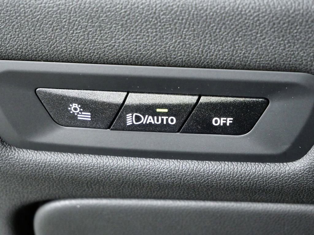 Used 2026 Carbon Black Metallic BMW xDrive50e image 40