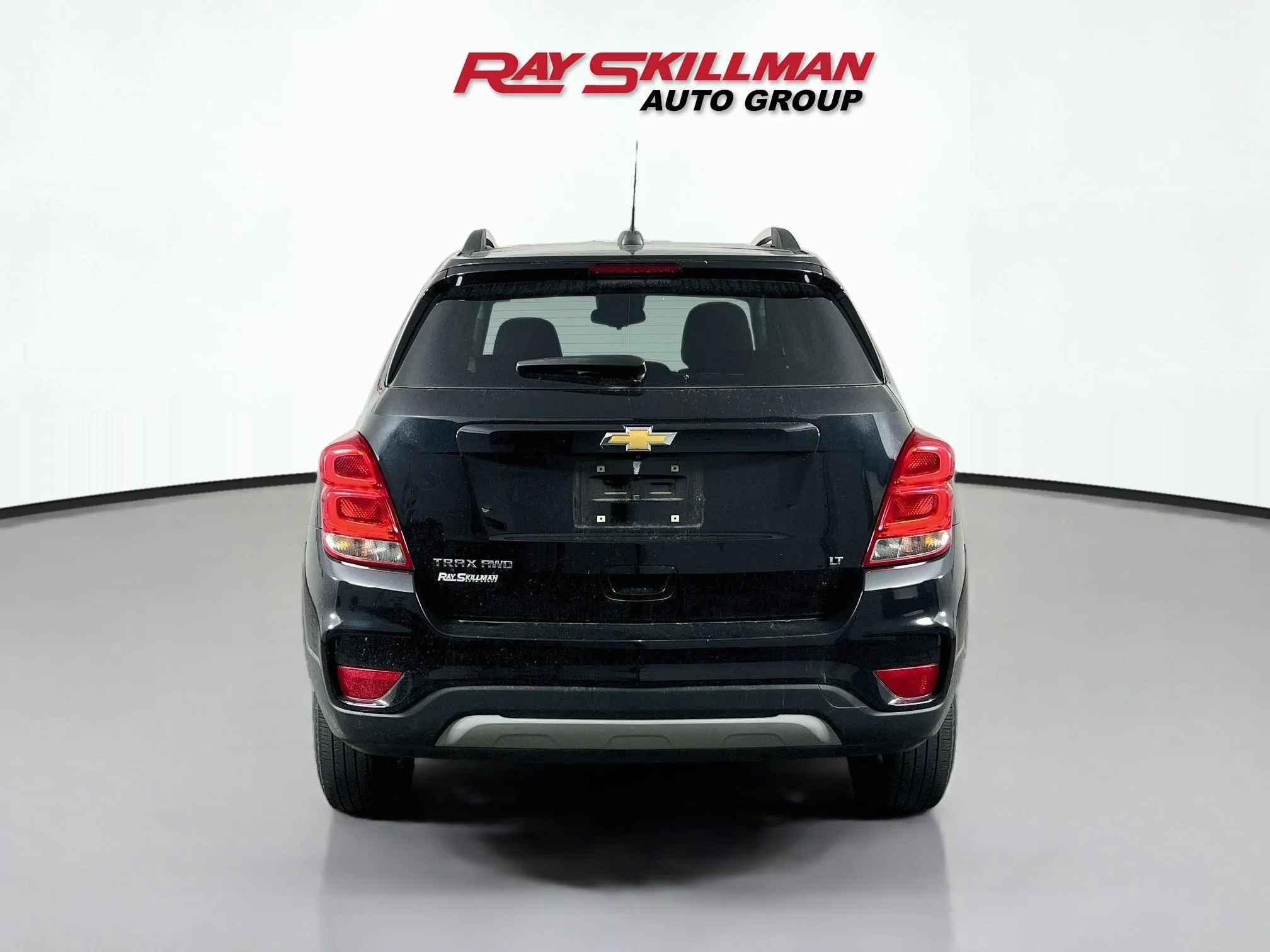 Used 2020 Mosaic Black Metallic Chevrolet LT image 6