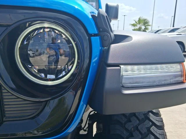 New 2026 Hydro Blue Pearl-Coat Exterior Paint Jeep Willys image 10