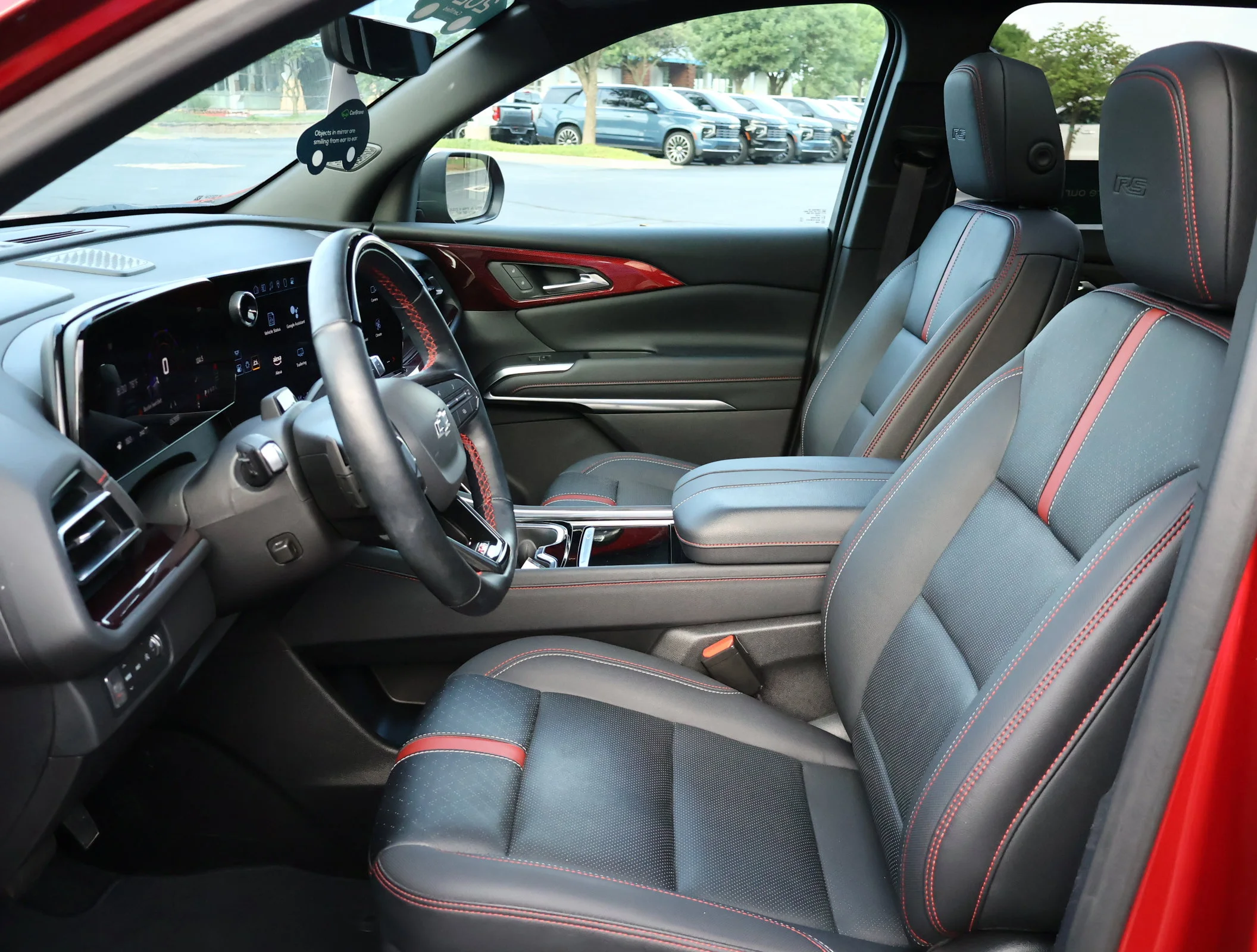 2024 Chevrolet Traverse RS - Photo 12