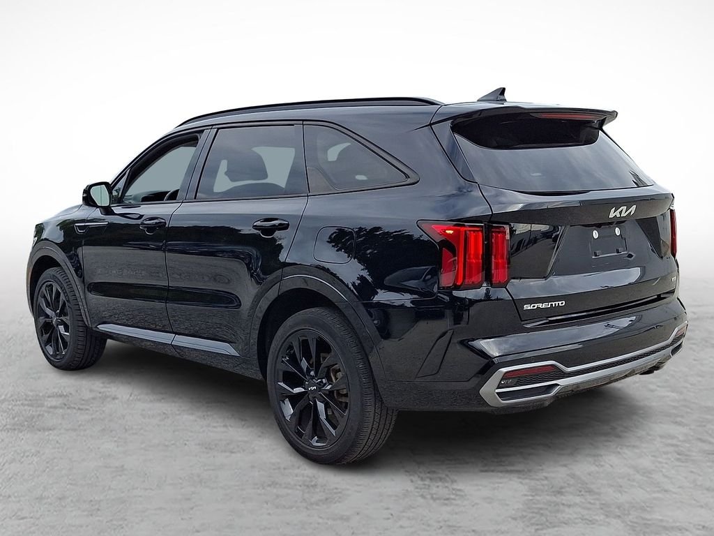 Used 2023 Black Kia SX image 4
