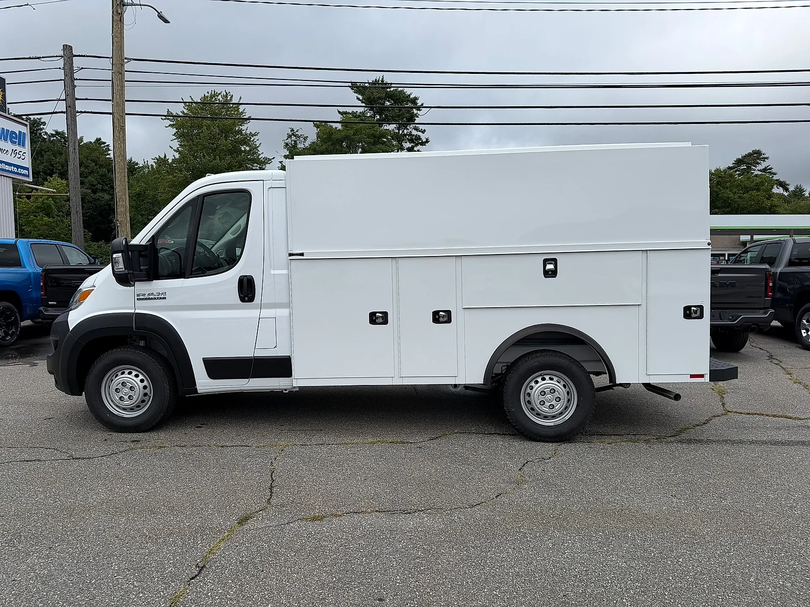 New 2026 Bright White Clearcoat RAM KUV 3500 136" WB image 4