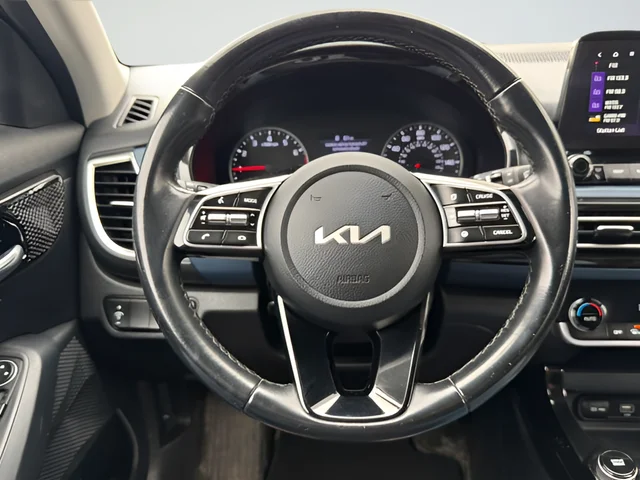 Used 2023 Blue Kia Nightfall image 30
