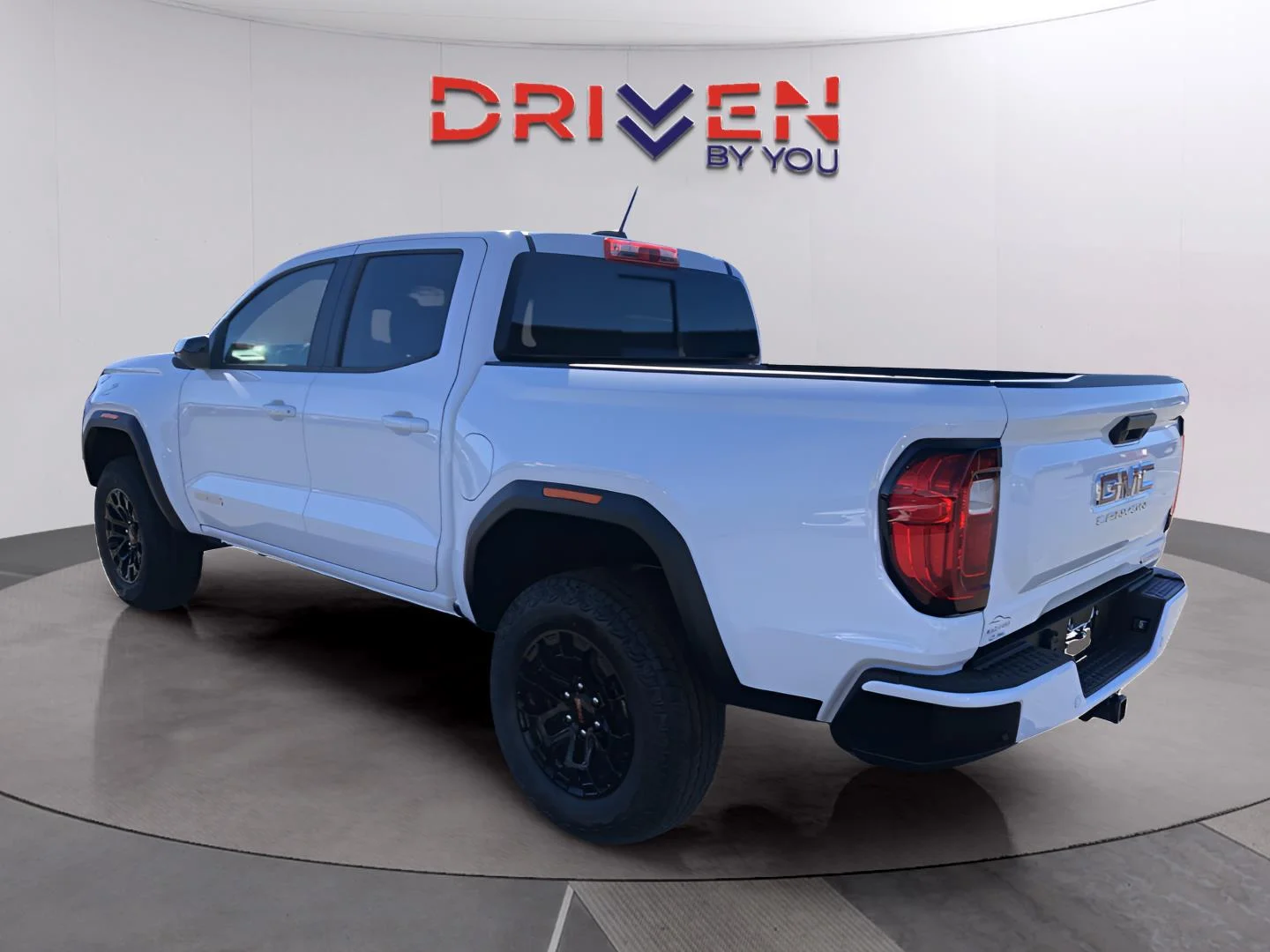 New 2026 Summit White GMC Elevation image 3