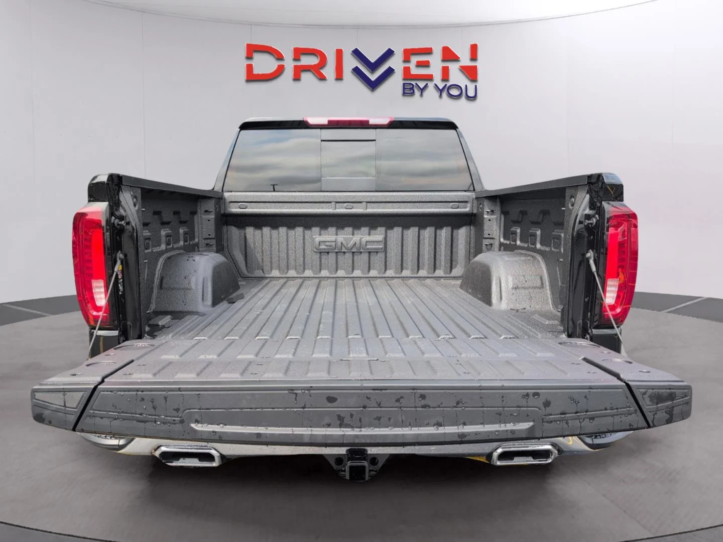 New 2026 Onyx Black GMC SLT image 22