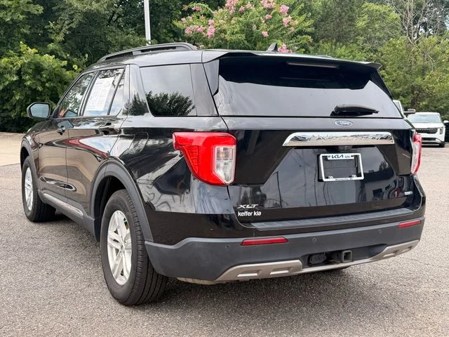 Used 2020 Black Metallic Ford XLT image 3