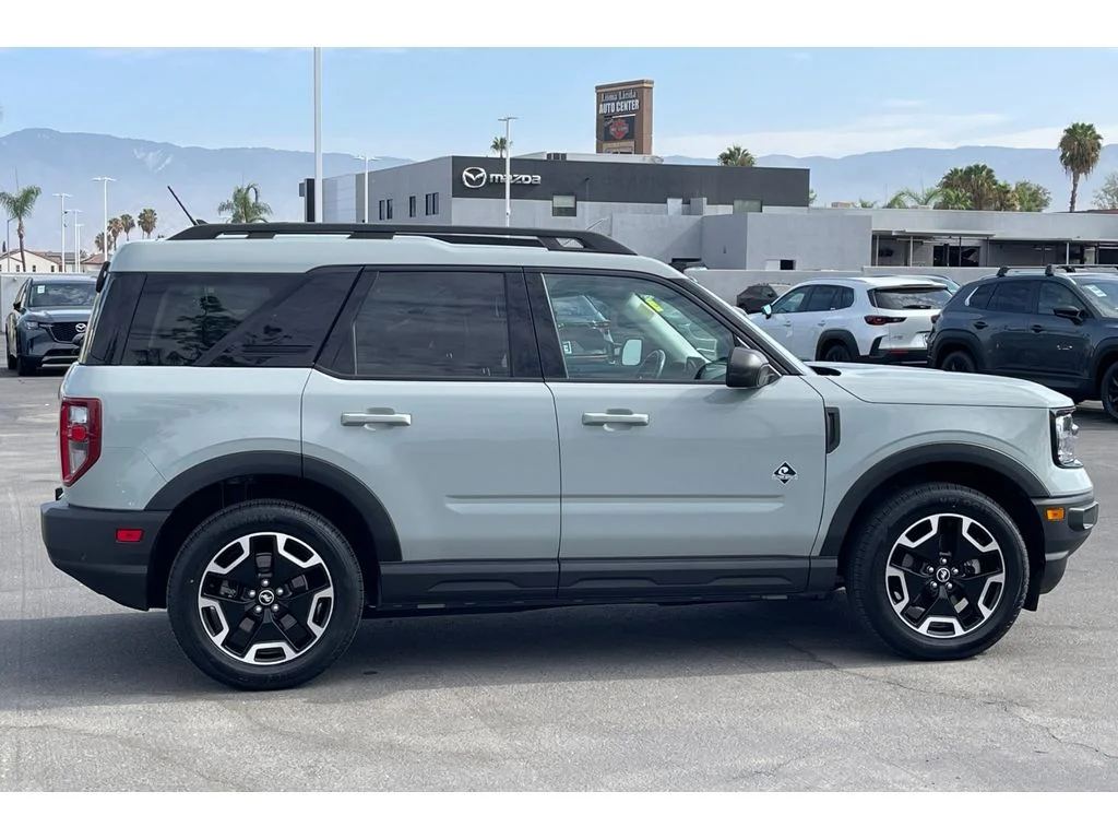 Used 2023 Cactus Gray Ford Outer Banks image 8