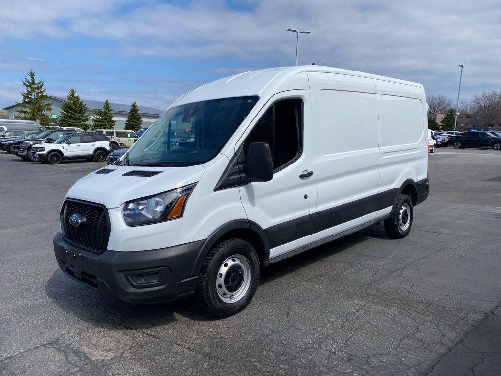 Used 2024 Oxford White Ford Base image 4