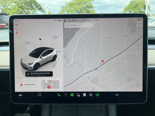 Used 2023 White Tesla Long Range image 20