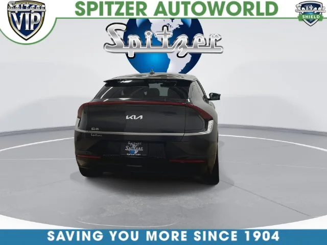 Used 2022 Gray Kia Wind image 14