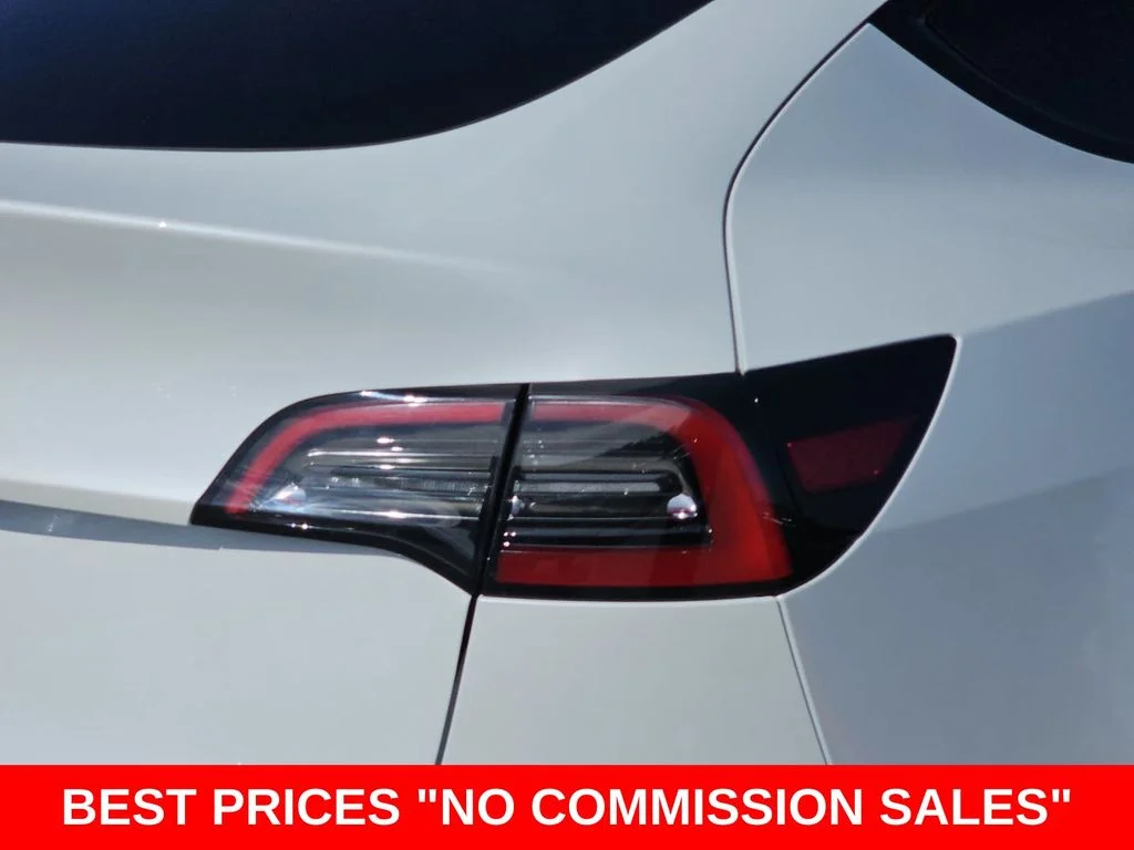 Used 2022 White Tesla Performance image 41