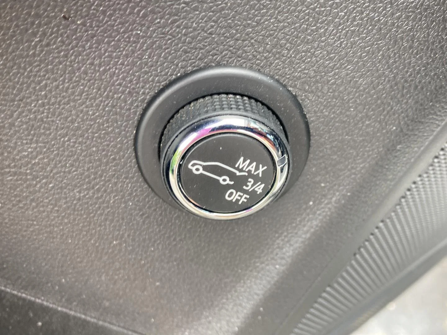 Used 2021 Summit White Buick Preferred image 19