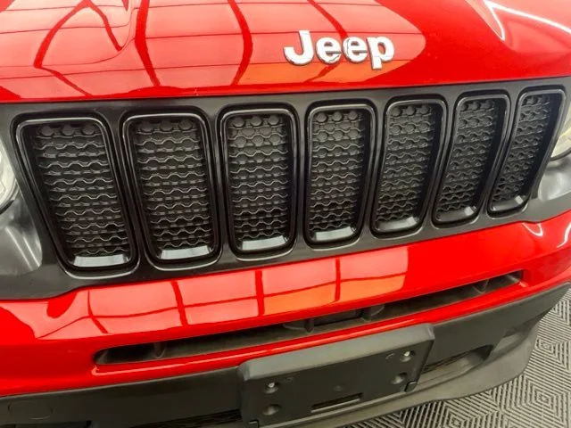 Used 2021 Red Jeep Sport image 28