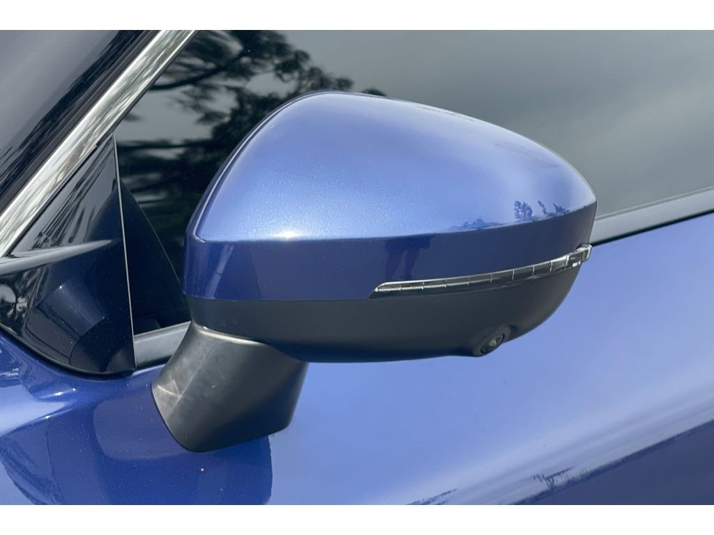 Used 2023 Caspian Blue Metallic Nissan SL image 53