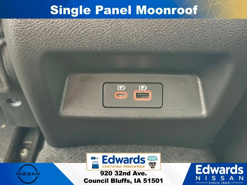 Used 2024 Black Nissan 2.5 SR image 15