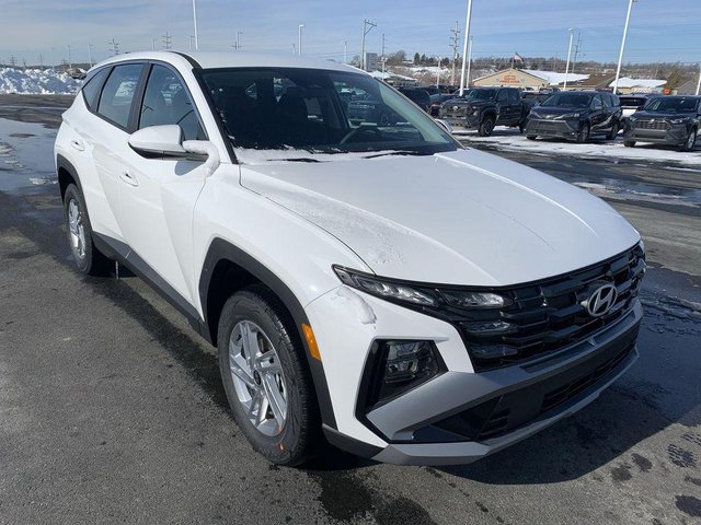 2026 Hyundai TUCSON SE AWD