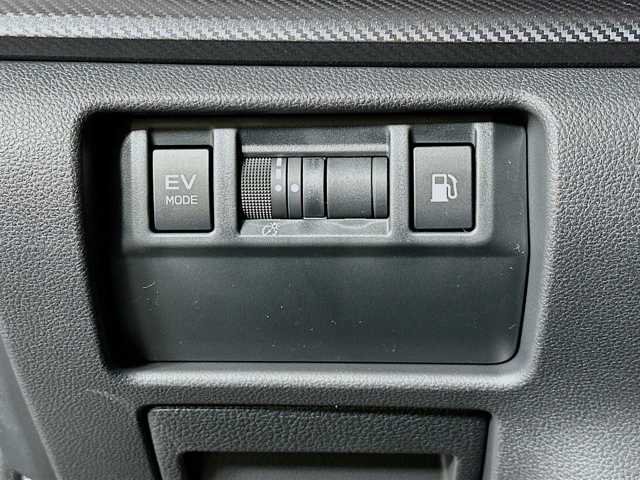 New 2026 MAGNETITE GRAY PEARL Subaru Limited Hybrid image 10