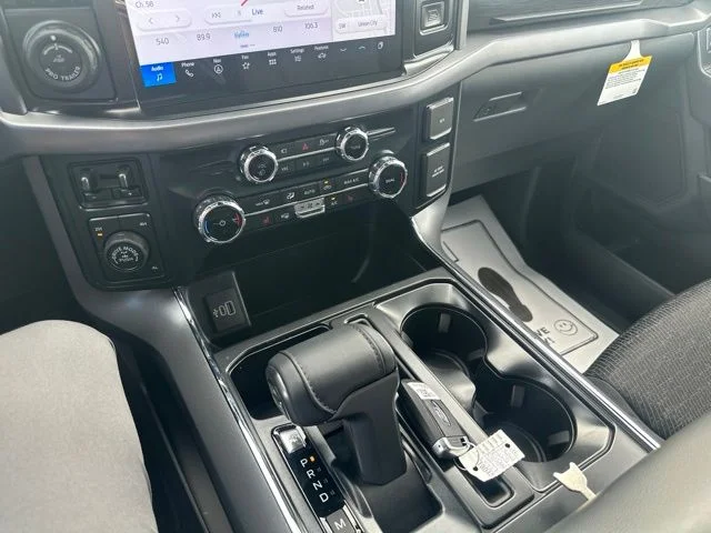 New 2026 Carbonized Gray Metallic Ford XLT image 4