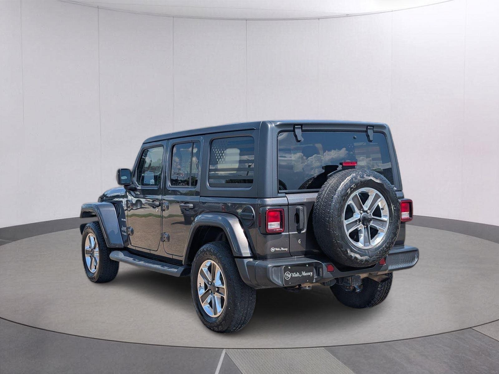 Used 2020 Granite Crystal Metallic Clearcoat Jeep North Edition image 3