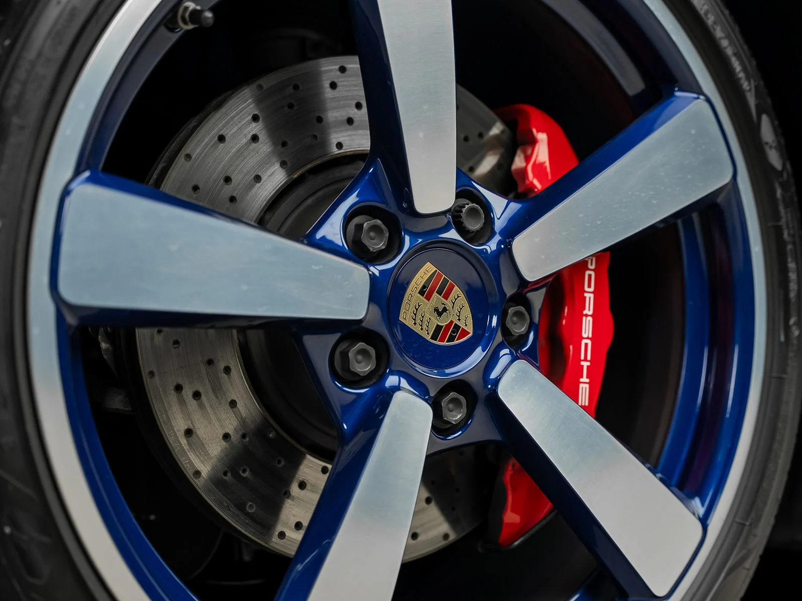 Used 2020 Blue Porsche Carrera S image 23