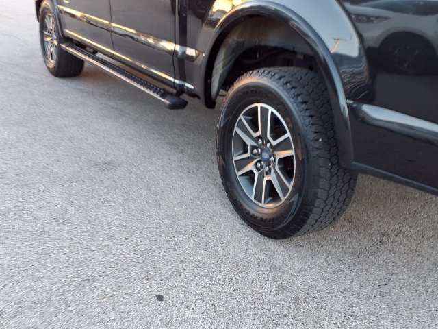 Used 2015  Ford XLT image 21
