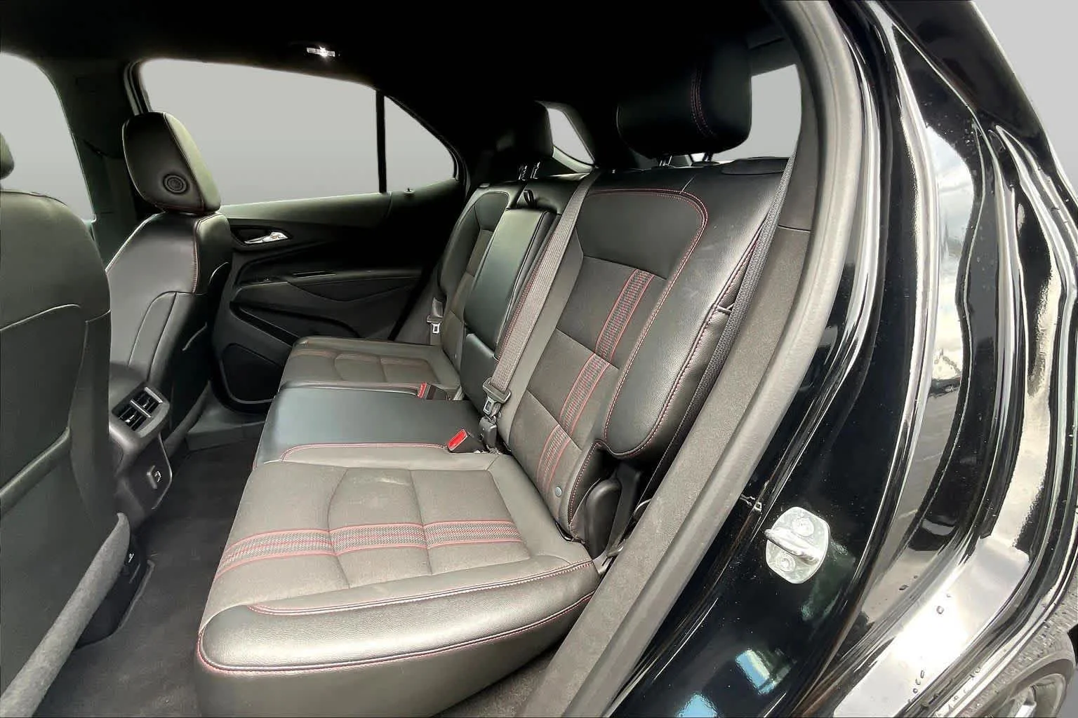 Used 2024 Mosaic Black Metallic Chevrolet RS image 37