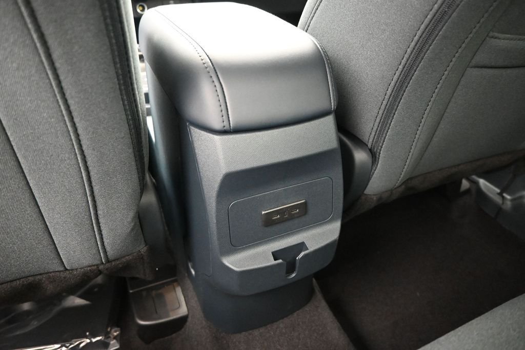 New 2026 Shadow Black Ford XLT image 18