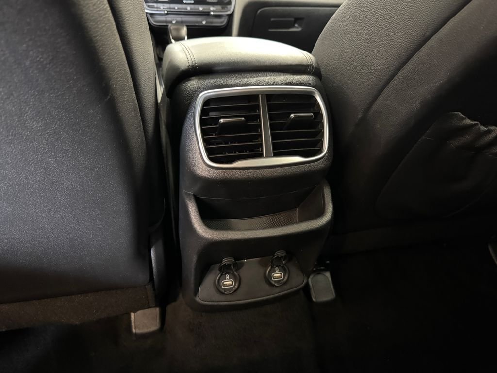 Used 2020 Gray Hyundai SEL image 25